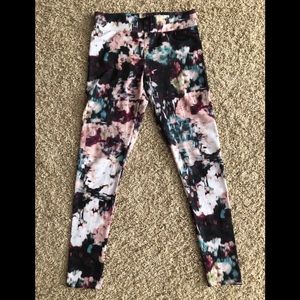 Women’s American Eagle printed leggings